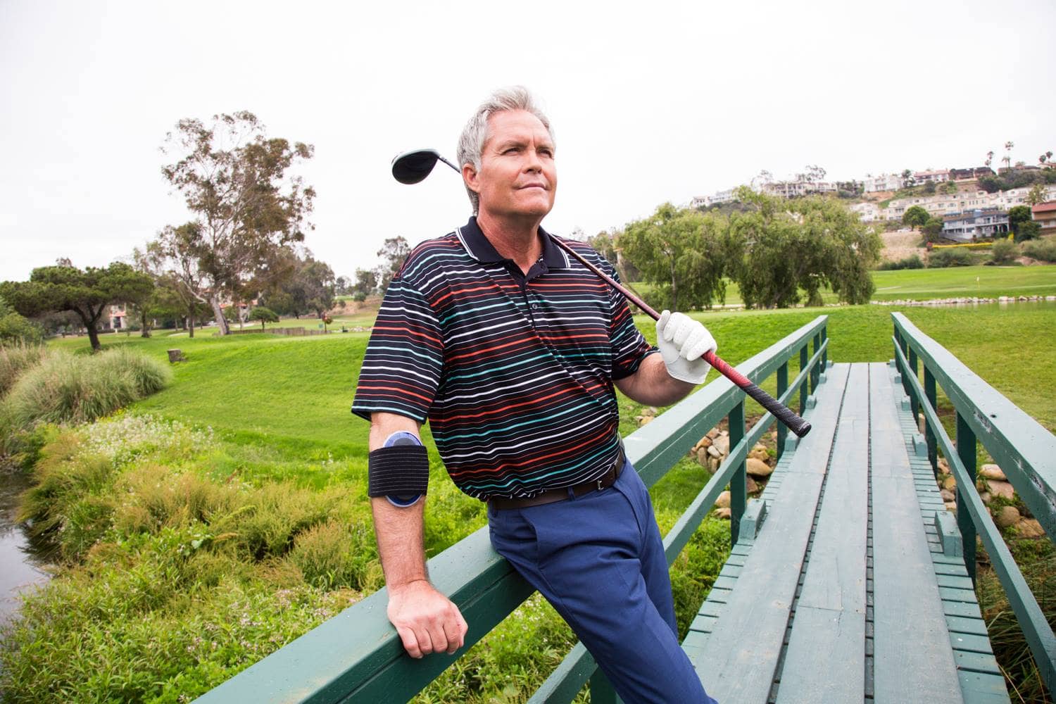 Wear Oska Pulse PEMF device while playing golf. Natural pain relief